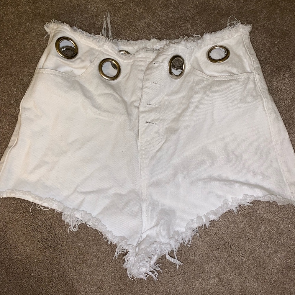 Honey punch white jean shorts